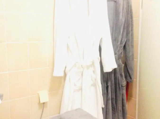 Welcome To Messe! Two-bedroom Smartapartment &balcony