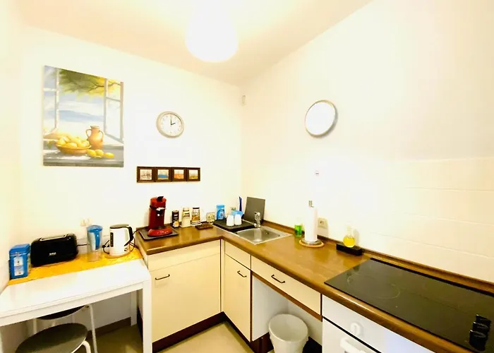 Апартаменты Welcome To Messe! Two-bedroom Smartapartment &balcony *